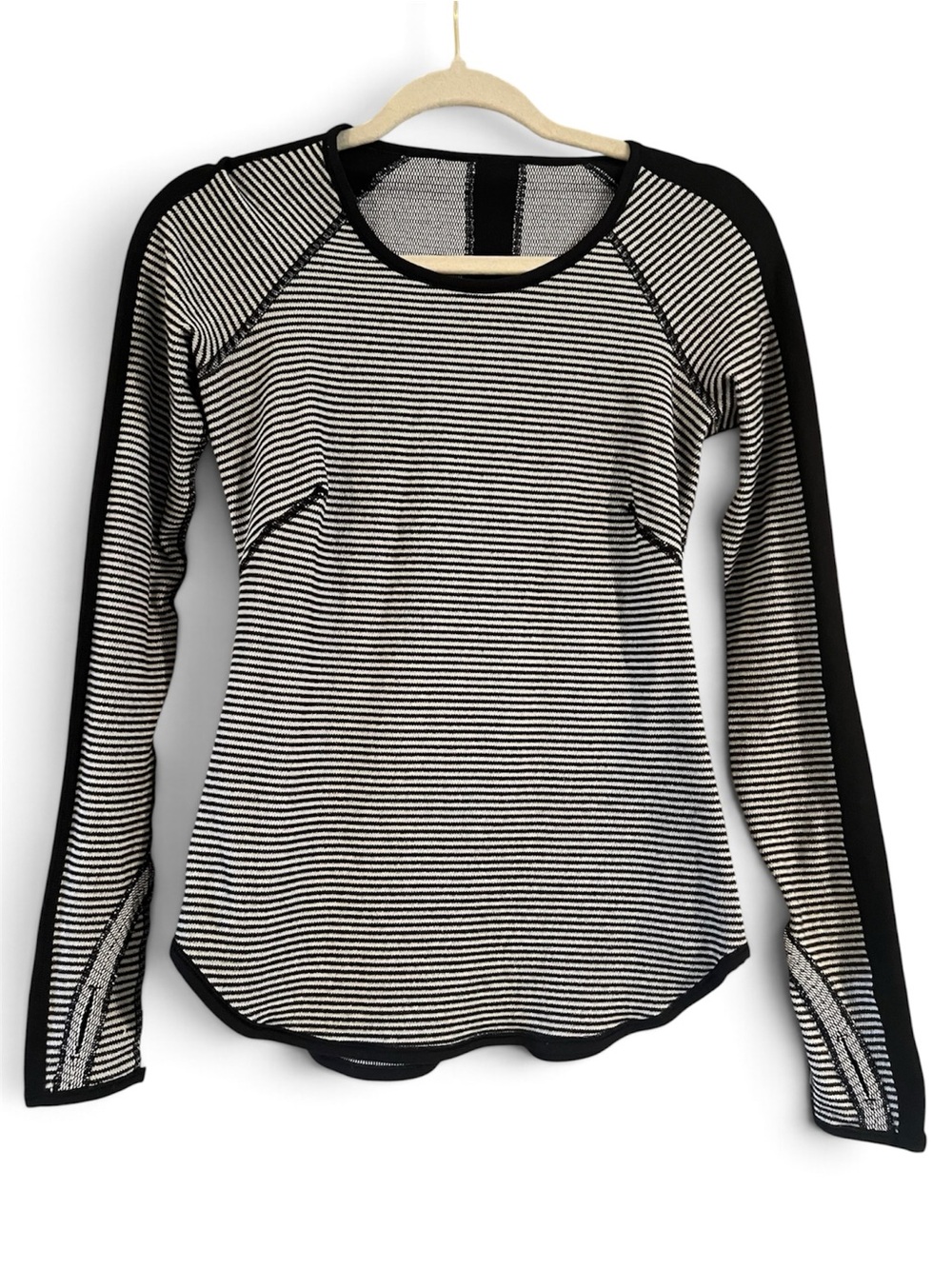 Lululemon Runder Under Reversible Pique Women’s Long Sleeves Black White Sz 2